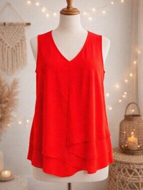 Fylo Red Flowy Layered V‑Neck Top L Modern Classic Elevated Basics Minimalist